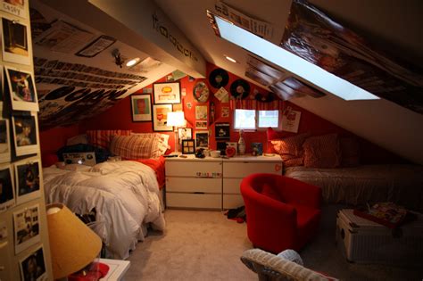 Embrace modern living with this beautiful, airy, large attic bedroom. Because mine no longer exists.: "This was my attic bedroom ...