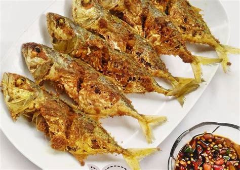 Lihat juga resep kakap goreng tepung enak lainnya. Resep Ikan goreng kembung oleh Mamaquink - Cookpad
