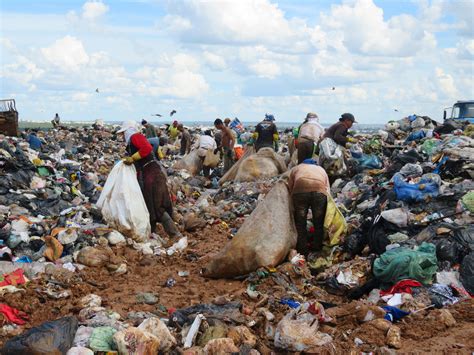 As A Massive Garbage Dump Closes In Brazil Trash Pickers Face An Uncertain Future 903 Kazu