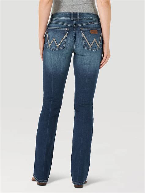 Womens Wrangler Retro® Mae Mid Rise Bootcut Jean