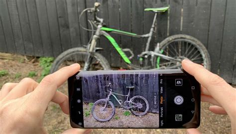 Review Hands On With The Huawei Mate 20 Pro Newshub