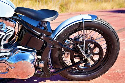 Custom Eye Candy Lord Drake Kustoms Tricks Out Harley Davidson