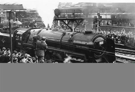 Finsbury Vintage China Thimble Steam Locomotive Br Standard Class 7