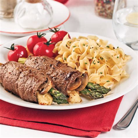 Roulades de boeuf au cheddar fumé asperges et champignons