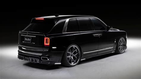 Rolls Royce Suv Blacked Out More Powerful Rolls Royce Cullinan Black