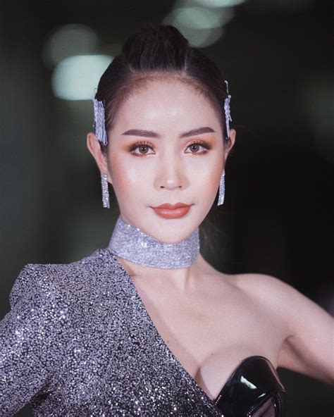 Rachaya Noppakaroon Most Beautiful Thai Transgender Makeup Artists