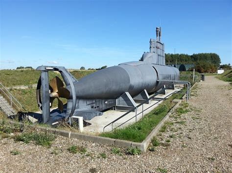 Koldkrigsmuseum langelandsfort apk we provide on this page is original, direct fetch from google koldkrigsmuseum langelandsfort has been published by mobile identity aps, latest version is 1.4. Ubåd på langelandsforet - Billede af Museum Langelandsfort ...