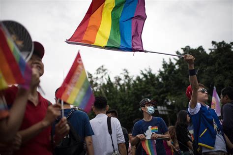 Taiwan Becomes First Asian Country To Legalize Gay Marriage Think