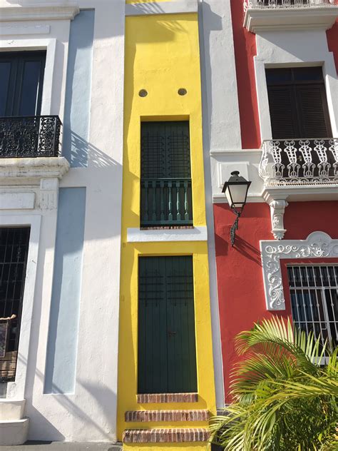 Casa Más Pequeña Viejo San Juan Outdoor Decor Food Tours San Juan