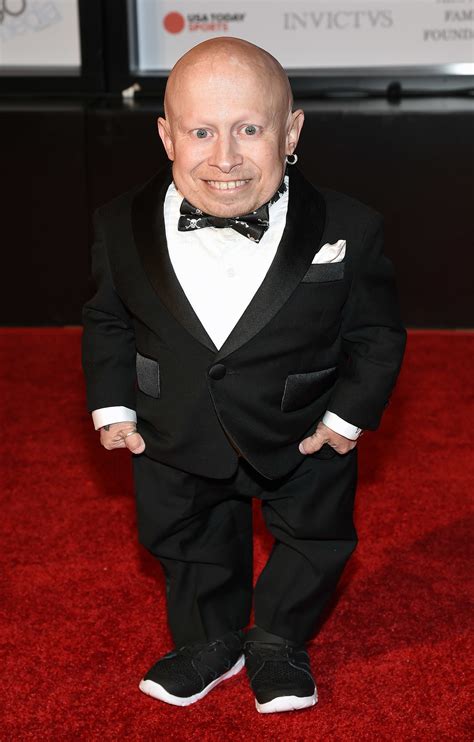 Coroner Verne Troyer Death Suicide By Alcohol Intoxication Chicago Tribune
