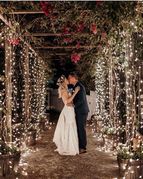 Romantic Night Wedding Photo Ideas With Light 9 Deer Pearl Flowers