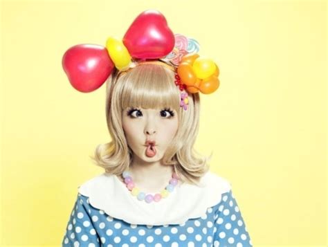 Wonderland Kyary Pamyu Pamyu Uma Artista Japonesa