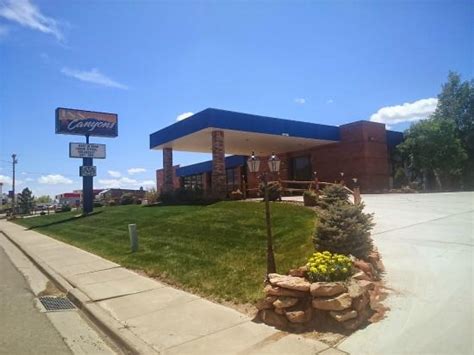 Hotel inn at the canyons is conveniently located at 533 north main street in monticello in 362 m from the centre. inn-at-the-canyons.jpg