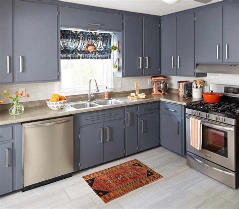 Proven Tips For Pulling Off Gray Kitchen Cabinets Flawlessly