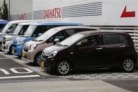 Cara merubah format video mp4 ke mpeg agar bisa diputar di head unit mobil/double din di video kali ini saya akan bagikan cara mengubah format video supaya bisa di putar di head unit doubledin. DEALER DAIHATSU SURABAYA | DAIHATSU SURABAYA | SHOWROOM ...