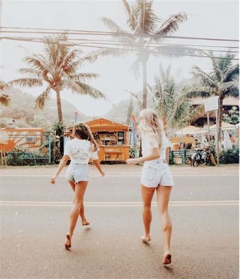 Summer looks que incrementarán tus ganas de playita. 𝐟𝐨𝐥𝐥𝐨𝐰 𝐦𝐞 (𝐚𝐫𝐢𝐚𝐧𝐧𝐚𝐞𝐛𝐚𝐬𝐢𝐥𝐞𝐞) 𝐟𝐨𝐫 𝐩𝐢𝐜 𝐜𝐫𝐞𝐝𝐢𝐭𝐬 ! ☆ :) in 2020 ...