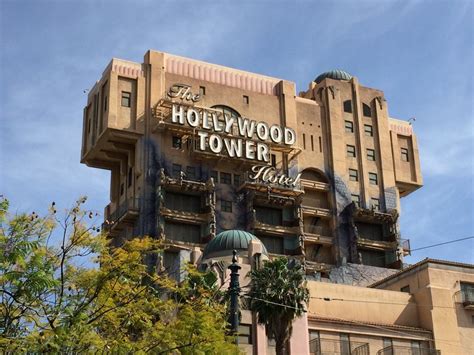 Disneylands Tower Of Terror Enjoys Its Last Days Destination Tips