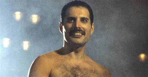 Freddie was the obvious visual focus of the band for me, or so i thought. Freddie Mercury: Das erschreckende letzte Foto