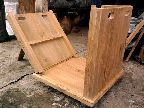 That is, it can be taken to pieces and stacked flat. handicrafts idea: Knock Down Furniture