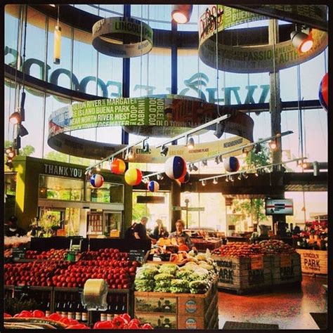 Whole Foods Market 1550 N Kingsbury Street Chicago