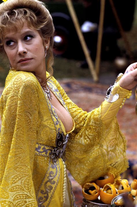 Sign up for helen mirren alerts: Helen Mirren - Helen Mirren Photo (34705273) - Fanpop