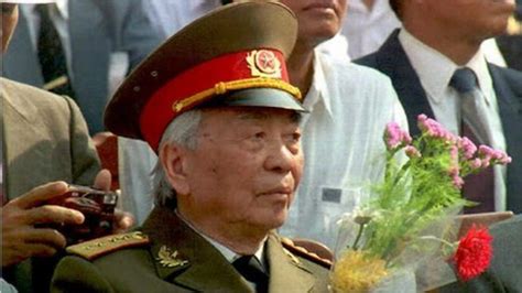 Vietnams General Vo Nguyen Giap Dies Bbc News