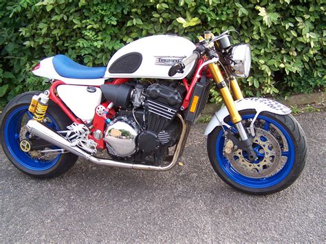 Triumph 900 Cafe Racer Remade In A Shed In England My