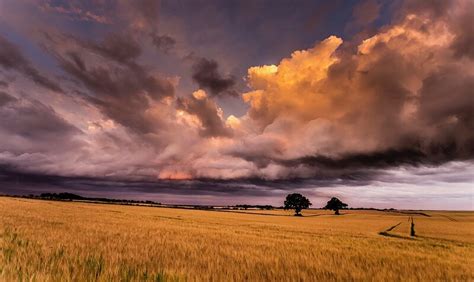 40 Beautiful Examples Of Cloudscape Photography