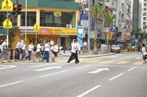 Papan tanda jalan raya dan fungsinya. Cara atau Langkah-langkah Mematuhi Peraturan Jalan Raya ...