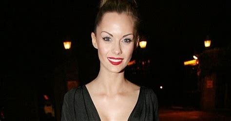 Hot Pic Jessica Jane Clement Braless Shows Off Super Deep Cleavage To
