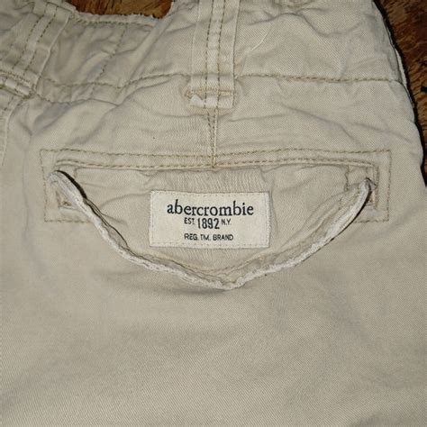 abercrombie and fitch bottoms abercrombie fitch rn75654 heavyweight tan cargo shorts size 6