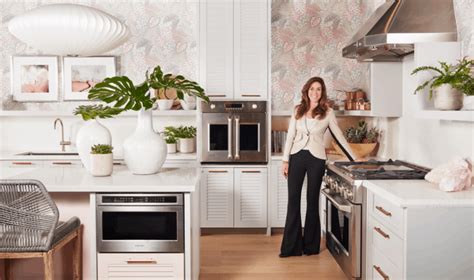 Tale Of Two Kitchens With Sarah Richardson Home Trends Magazine