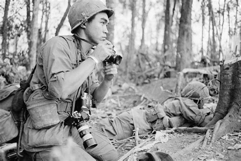 Vietnam War And The Media History Walter Cronkite Photographers