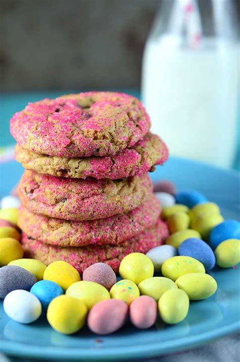 Who says lasagna has to be for dinner? Easter Candy Cookies