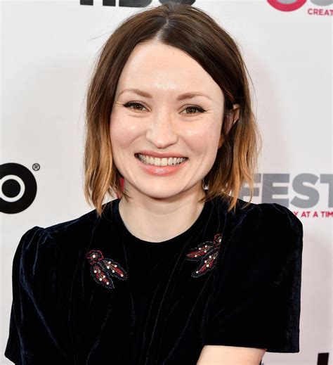 Emily Browning Biography Height And Life Story Super Stars Bio