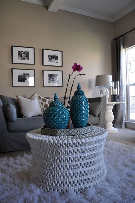 Need lou to build this faux fireplace for xmas so we can have a mantel to hang the stockings from! 15 best Turquoise and Cream Decor images on Pinterest | For the home, Living room ideas and Couches
