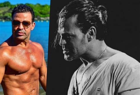 13 de dezembro de 1979. Eduardo Costa fica nu e convoca famosa do SBT pra ver de ...
