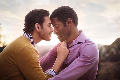 Romantic Pictures Of Gay Couples Around The Globe Challenge Public Representation Of Lgbt