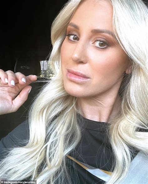 Roxy Jacenko Shows Off Her Slender Frame As She Models Candy Coloured Activewear Daily Mail Online
