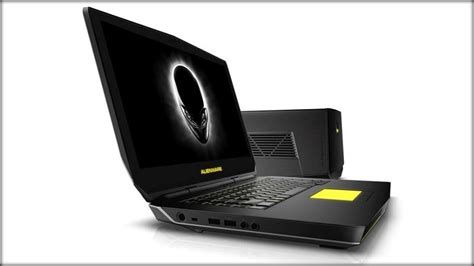 Alienwares 18 Inch Laptop Returns Pcmag