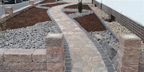 So könnt ihr schöne wege in eurem hof oder garten bauen. Gartenwege | Gartenbau Jennrich