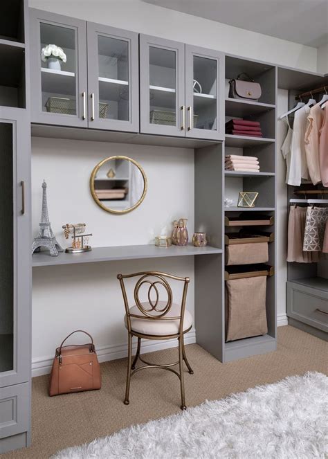 Whether you prefer contemporary or traditional designs, we will create a closet for you that is functional, yet elegant. Walk-In Closets | Master Bedroom Closet Design ...