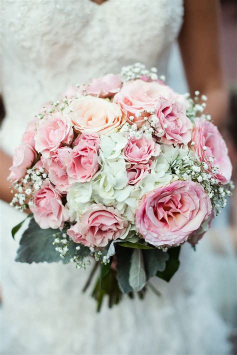 Get all of hollywood.com's best movies lists, news, and more. A Romantic Wedding at Chapel of our Saviour in Colorado ...