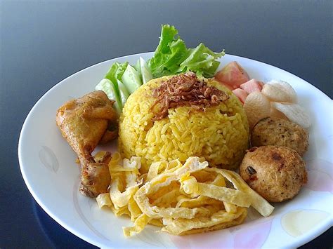 10 Makanan Khas Indonesia Yang Populer Di Luar Negeri