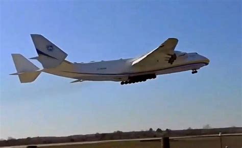 На начало мая у нас запланированы еще несколько . Модернизированный Ан-225 «Мрия» впервые поднялся в воздух