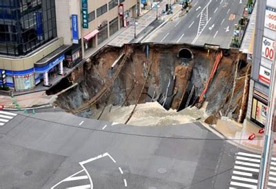 Extraordinary timelapse video has revealed how japan managed to fix a huge sinkhole in a week with a work ethic that has shamed construction workers around the world. What Causes Sinkholes and How to Fix Them | Greentumble