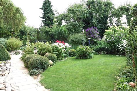 Ein großer garten kann ganz schön viel arbeit machen. 40 Luxus Pflegeleichter Garten Pflanzen | Garten Deko