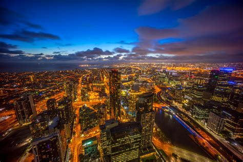 Focus How To Photograph Cities At Night 6 Top Tips
