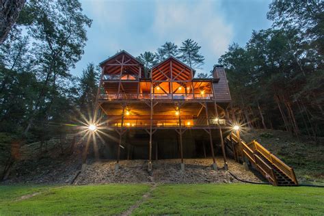 Airbnb.com has been visited by 100k+ users in the past month Cabin Rentals located in North GA. Choose North Georgia ...