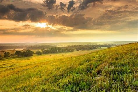 For photos from the nature conservancy's tallgrass prairie preserve north of pawhuska oklahoma that extends into kansas. Discover The Best Of Kansas | Best Western Hotels & Resorts